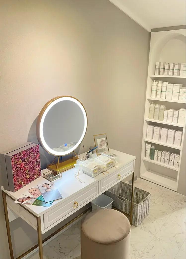 Beauty  salon  Miley【マイリー】の内観・外観1
