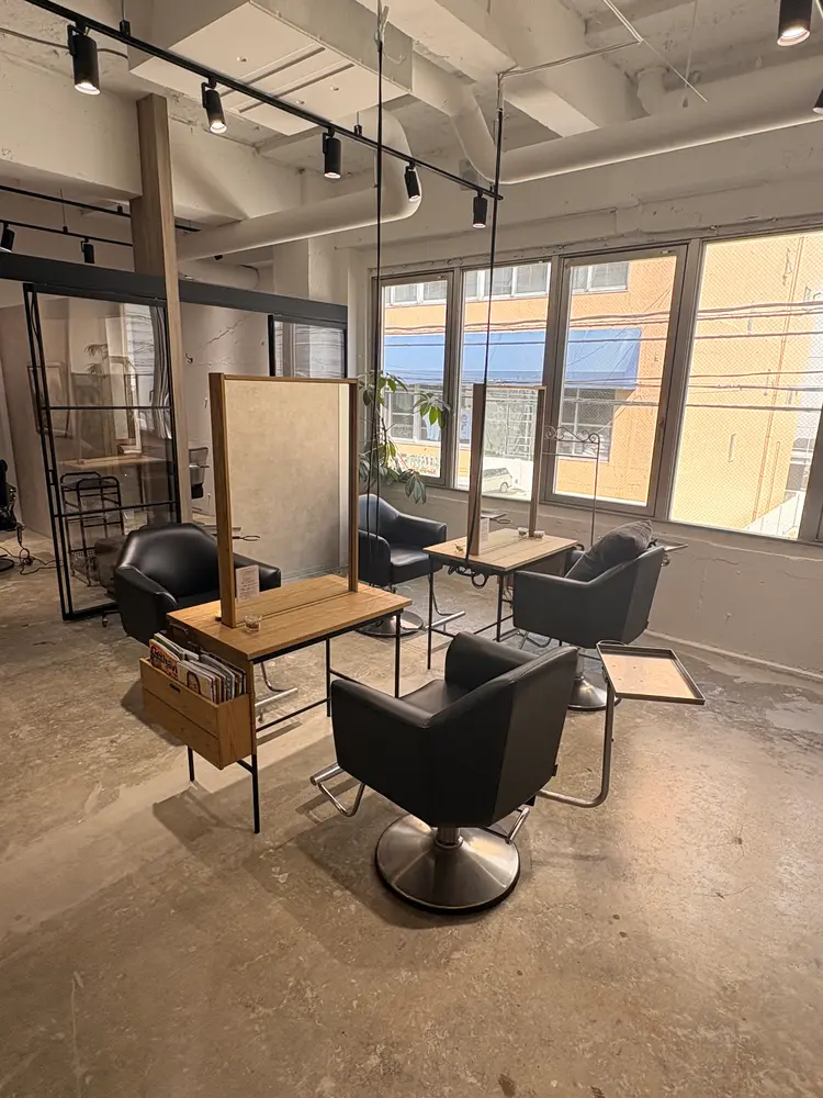 prestige Sofa仙台駅前店の内観・外観1