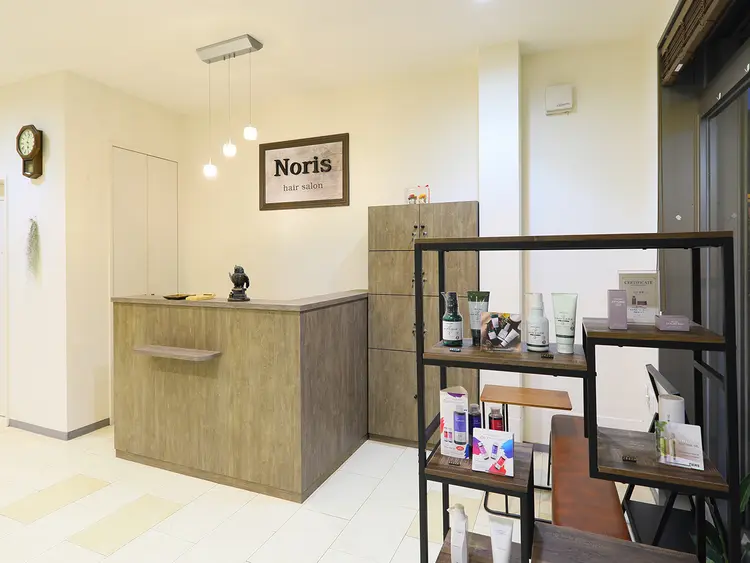 Noris HAIR SALON 幕張の内観・外観2