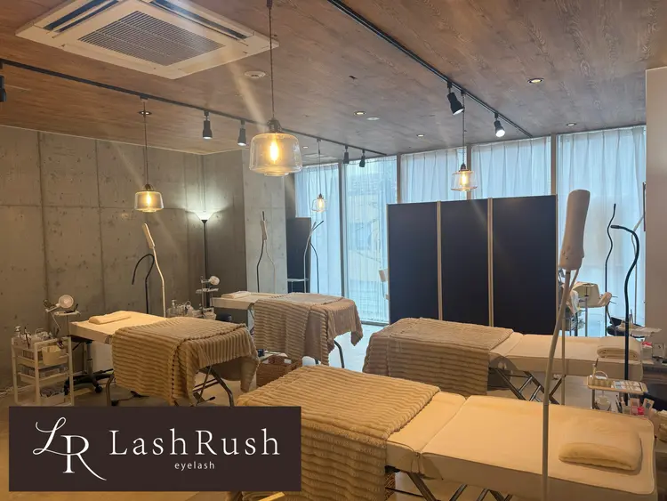 Lash Rush 柏店の内観・外観1