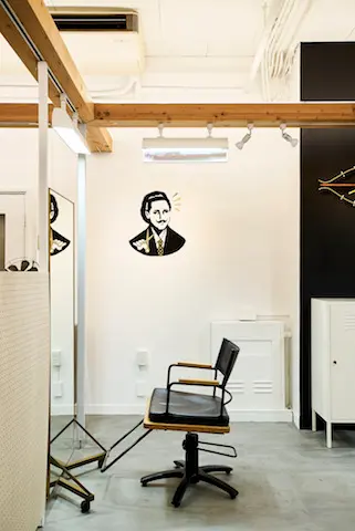 carre hairの内観・外観1