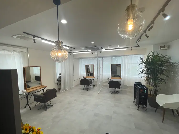髪質改善 &トリートメントKapua仙台駅前店の内観・外観1