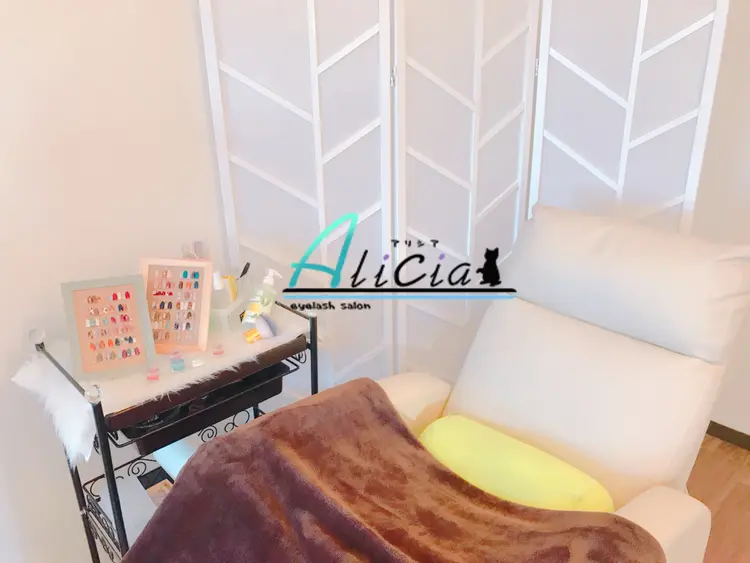 Alicia 行徳駅前店の内観・外観1