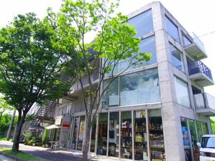 深爪改善ネイルサロン スマイルニコの内観・外観2