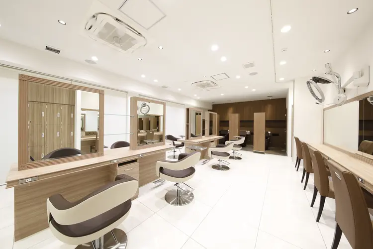 Ash新小岩店の内観・外観1