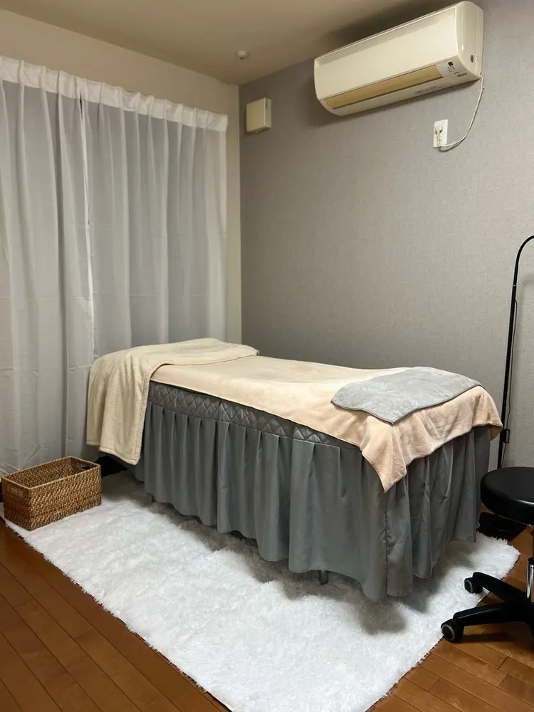 eyelashsalon CREAの内観・外観1