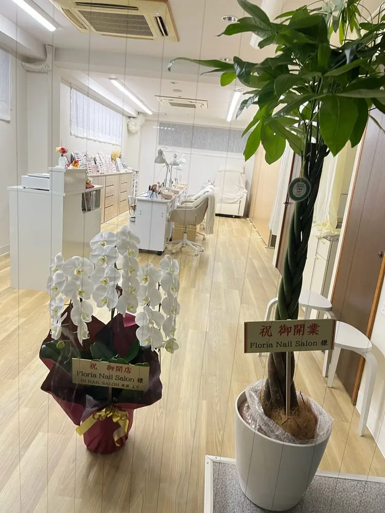 Floria nail salonの内観・外観1