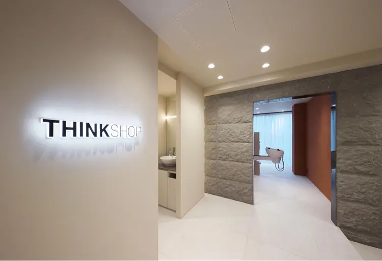 THINK SHOP 難波店の内観・外観3