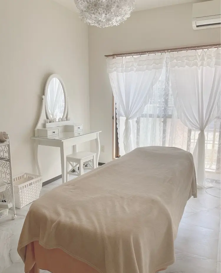 NAIL salon Charmeの内観・外観2
