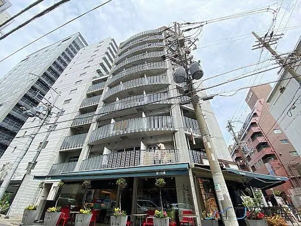 NAIL DOT STUDIO 堺筋本町の内観・外観2