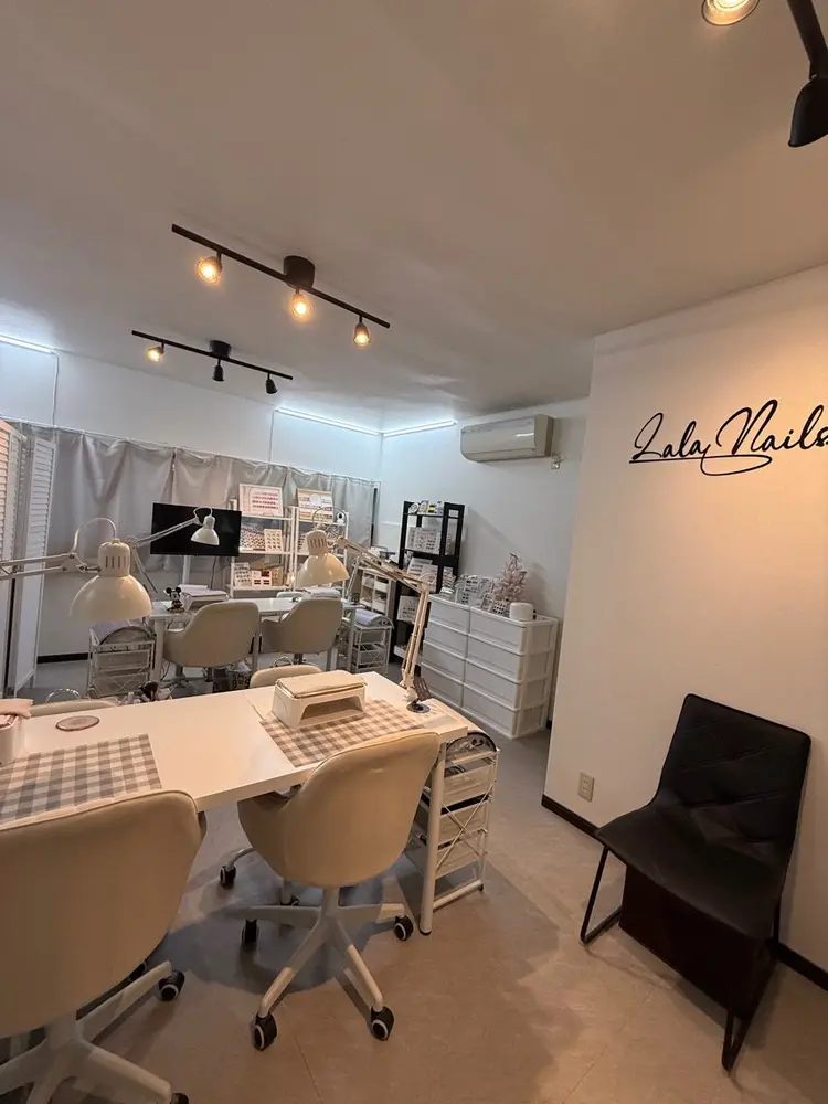 Lala Nailsの内観・外観3