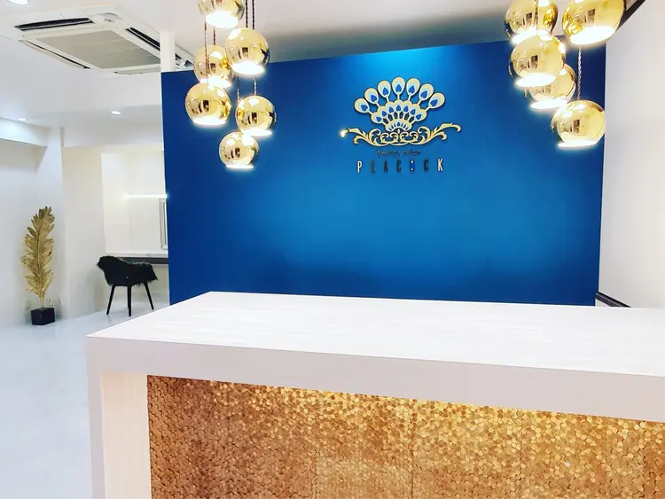 beauty salon　peacockの画像