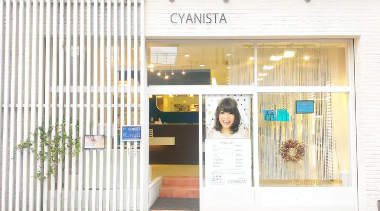 ヘアーデザインシアニスタの内観・外観1