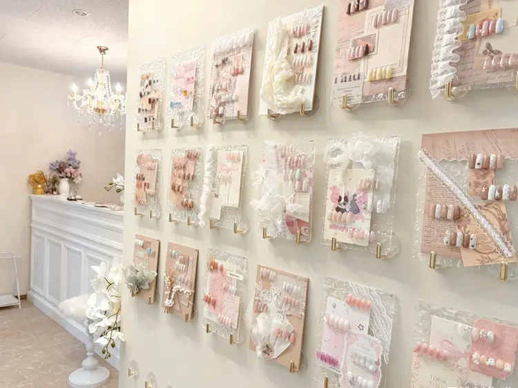 SAKAI NAIL 梅田店の内観・外観3
