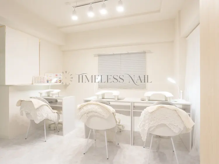 TIMELESS NAIL 船橋店の内観・外観1