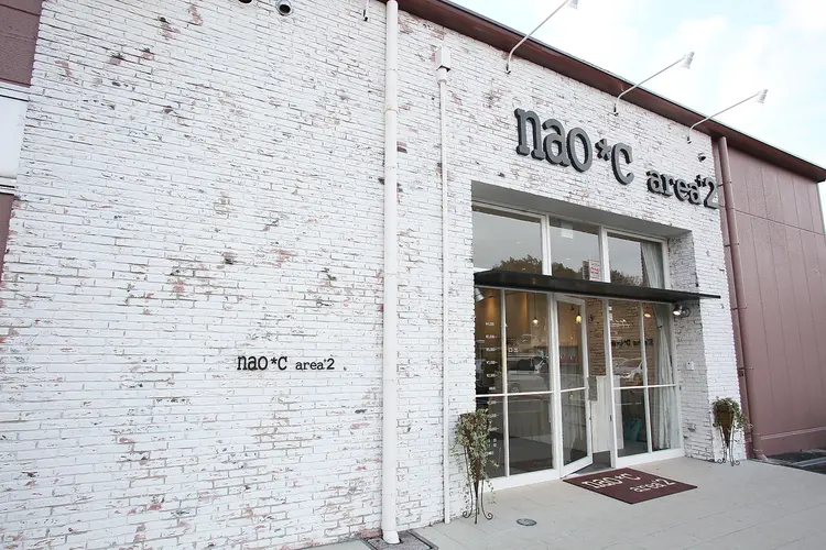 nao*c（ナオシエリアツー）北大和店の内観・外観1