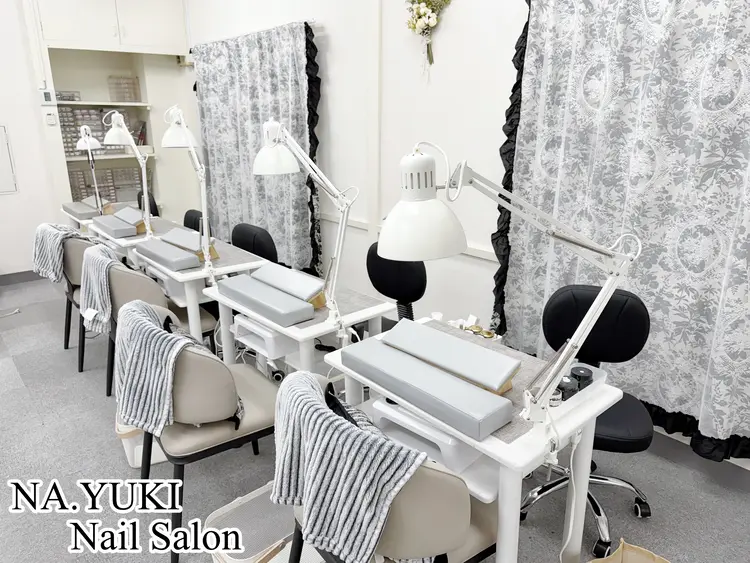 NA.YUKI Nail 新宿店の内観・外観1
