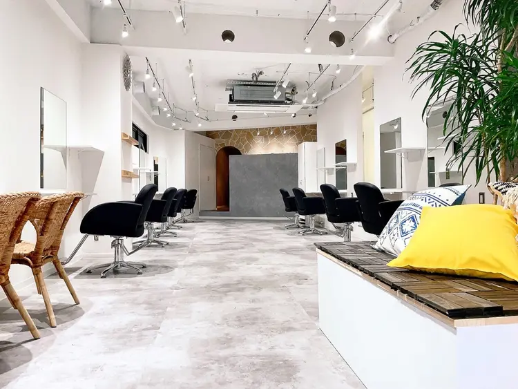 D.I.E.V.A hair藤沢の内観・外観1