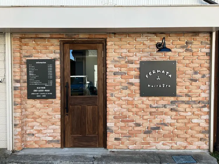 Hair & Spa Fermataの内観・外観1