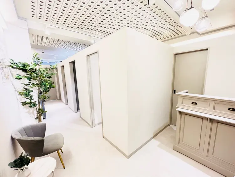 eyesalon Fair 赤坂店の内観・外観1