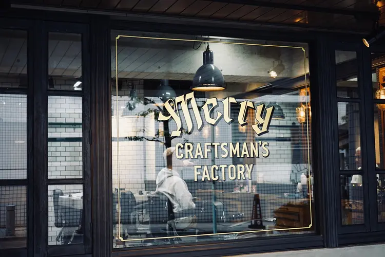 merry craftsmans factoryの内観・外観1