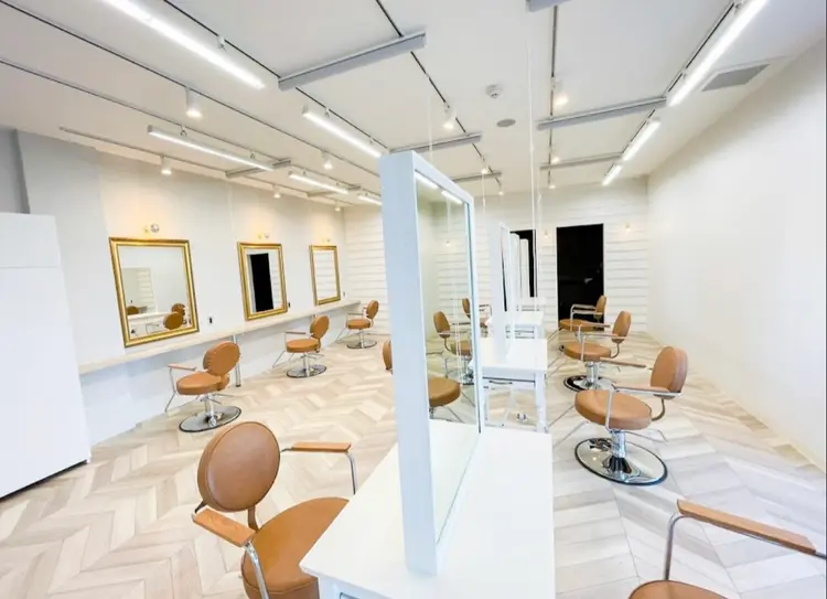 LUXBE aimer 愛知MEGAドン・キホーテ豊橋店の内観・外観2