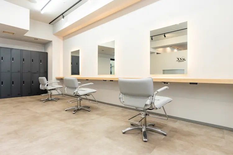Cyf MEN’S SALON 船橋の内観・外観1