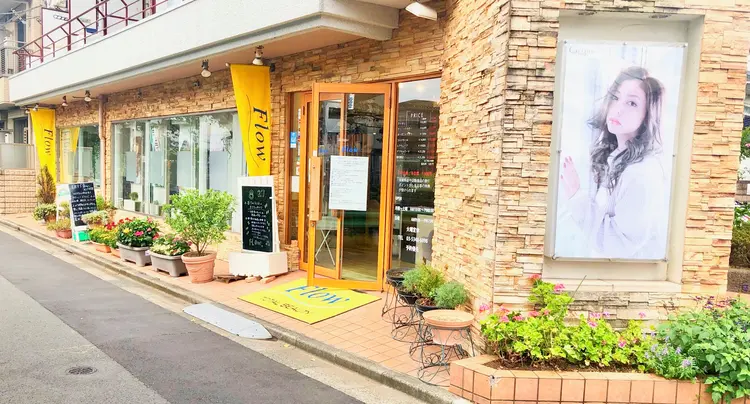 美容室Flow 東中野店の内観・外観1