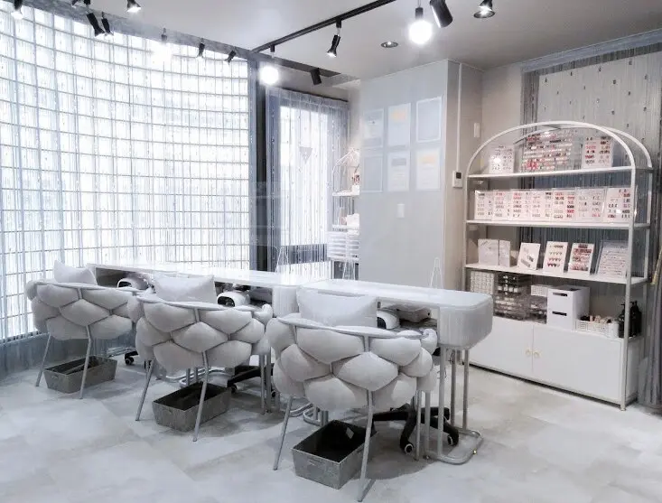 U&Me nail salonの内観・外観1