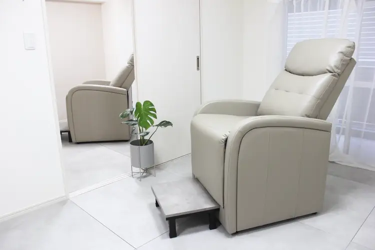 Ruhe eyelash salonの内観・外観1