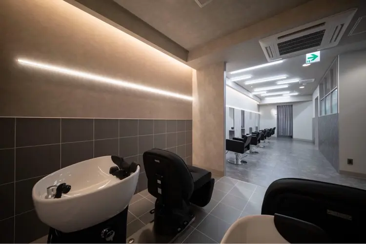 GiseL hair care cosmeshopビエラ博多テラス 店の内観・外観2