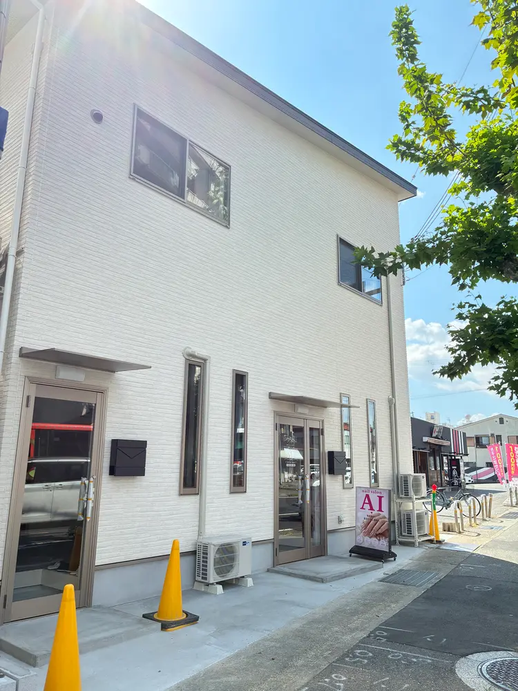 nail  salon  AIの内観・外観2