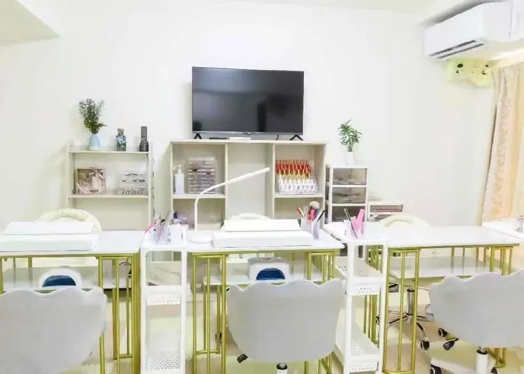 N.KIRARI nail salonの内観・外観1