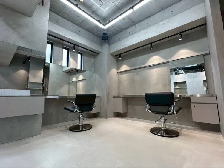 M,cooL men's hair salonの内観・外観1