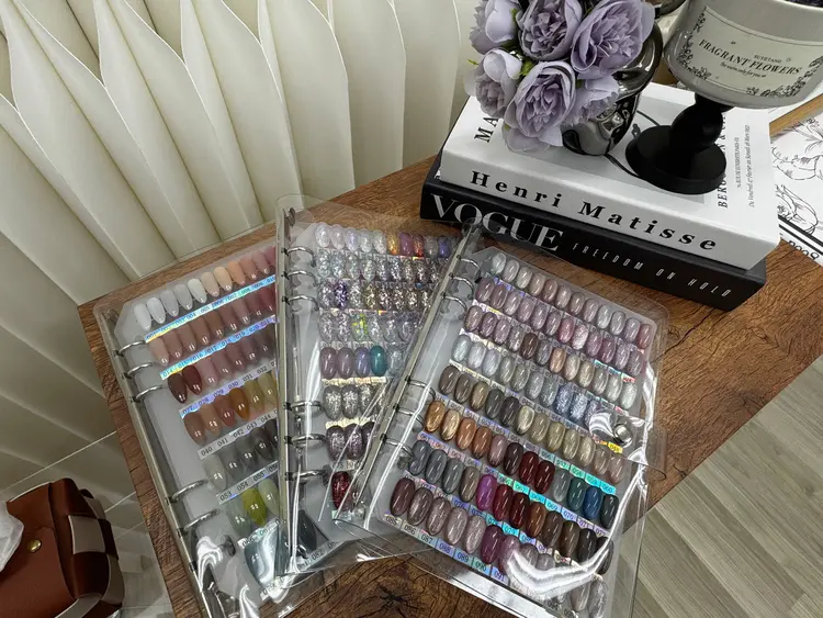 nail salon 9Caratsの内観・外観3