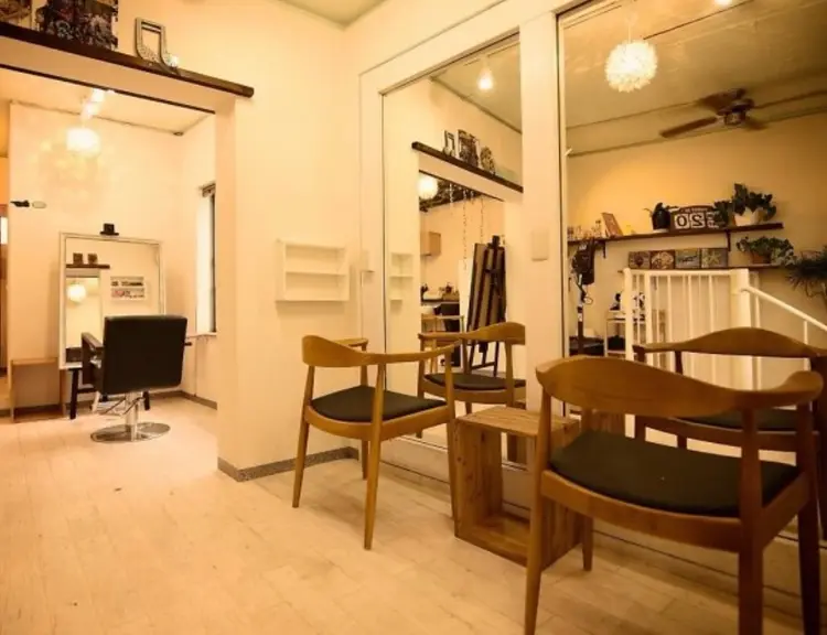 Linaria hair tokyoの内観・外観1