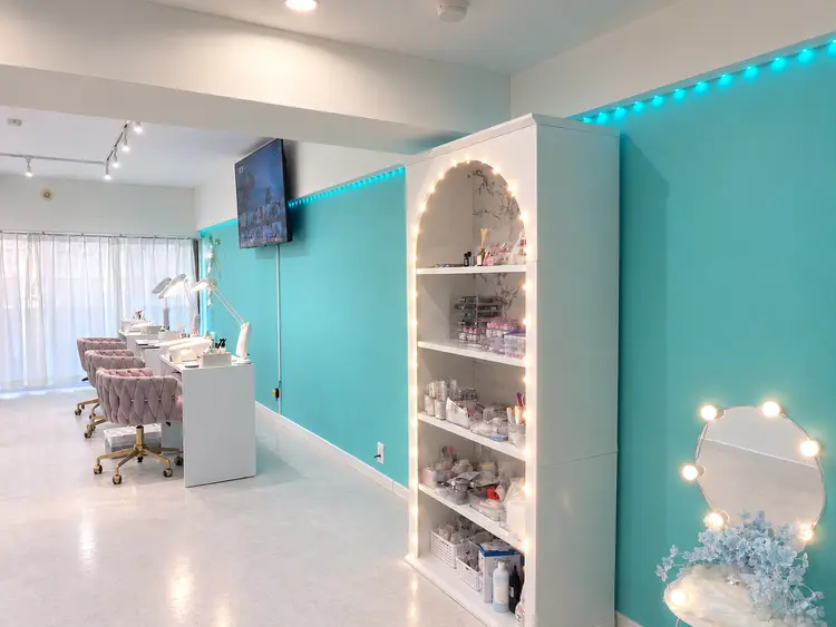 Mermaid Nailの内観・外観1