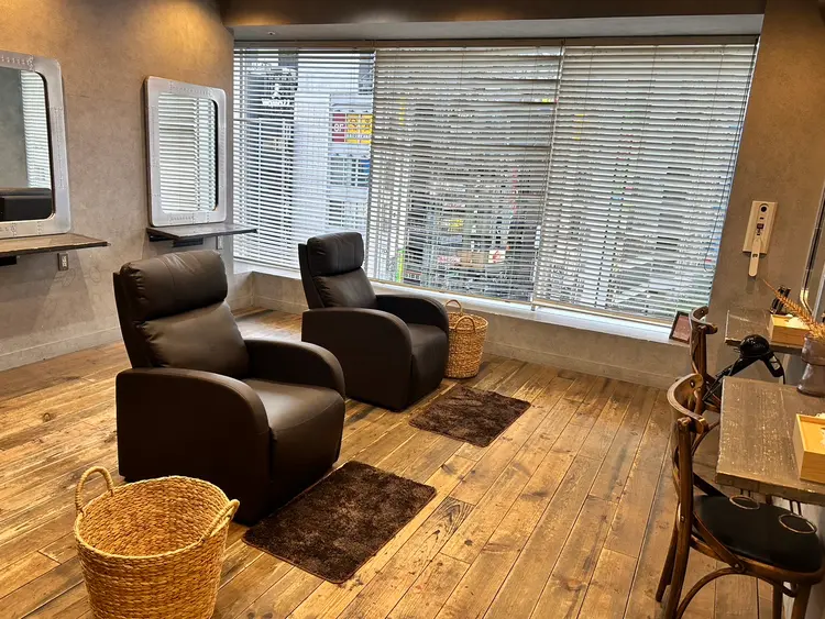 HAIR SALON M 新宿の内観・外観1