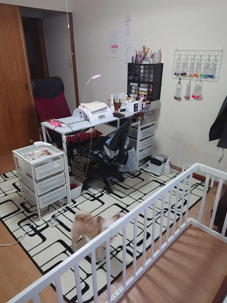 プチネイルMIKIの内観・外観1