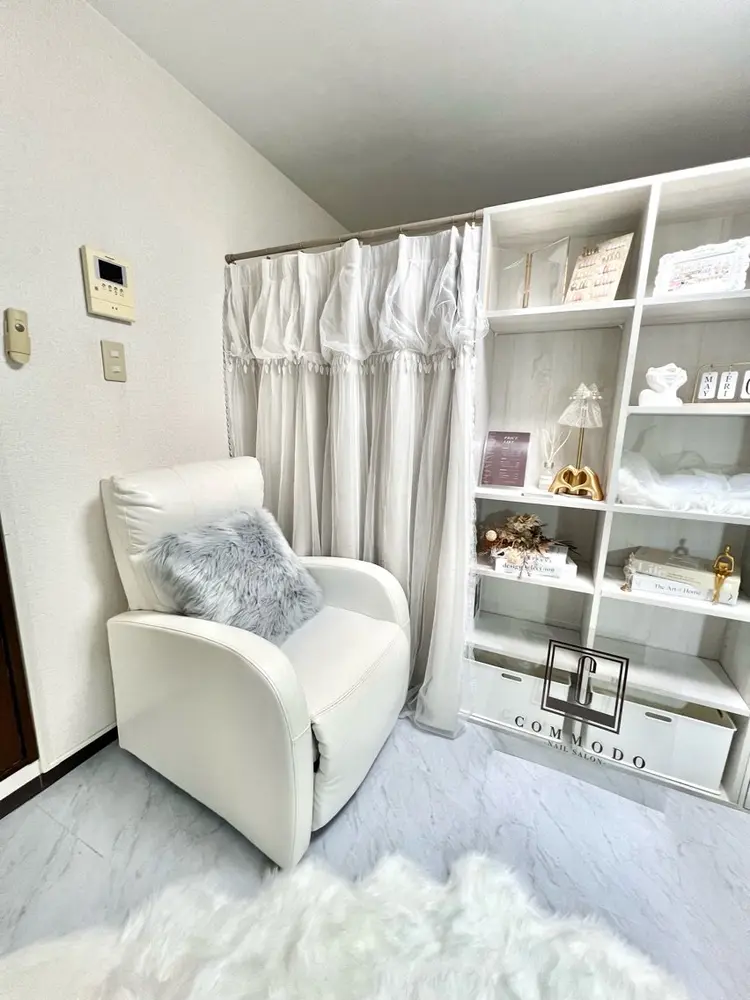 NAIL SALON COMMODOの内観・外観2