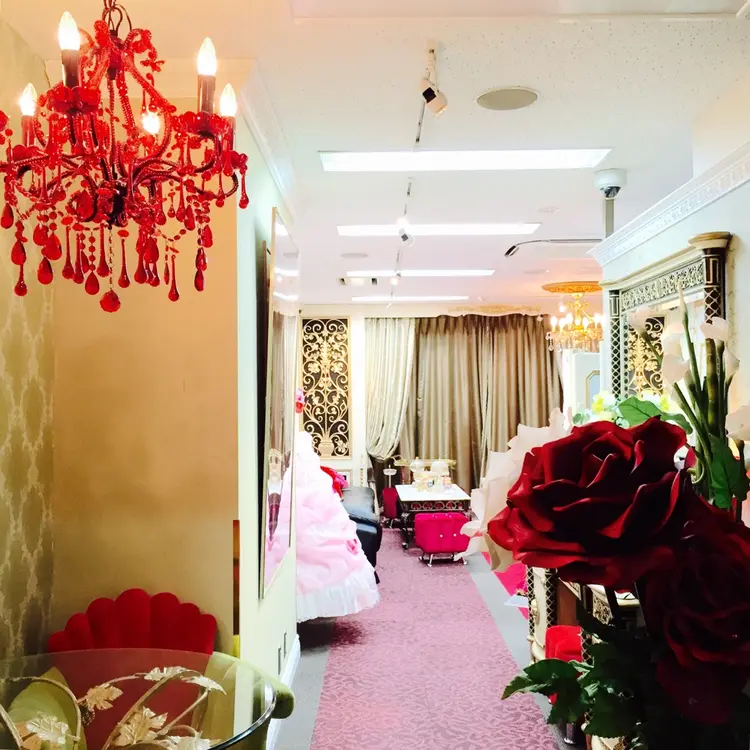 Nail Salon  Versaillesの内観・外観1
