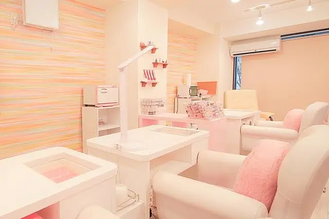 Betty Nailの内観・外観2