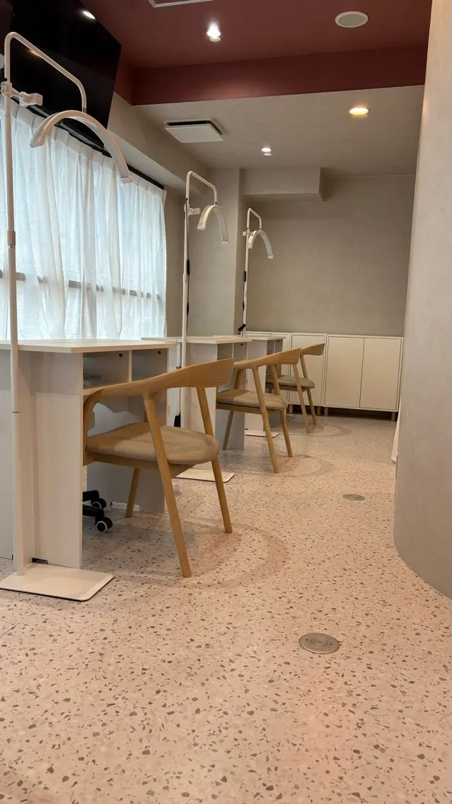 Nail salon LIBELLE心斎橋店の内観・外観2