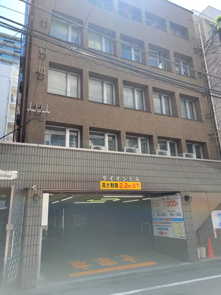 エリクサーネイル池袋店の内観・外観1