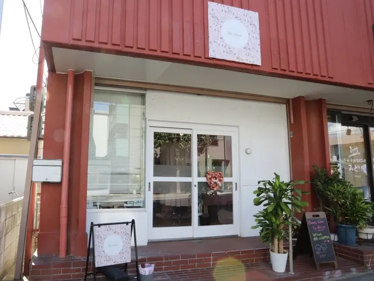 Beauty  salon La deesseの内観・外観1