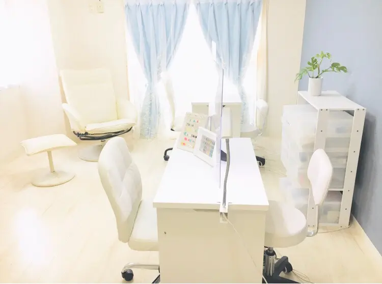 nailsalonMIRの内観・外観1