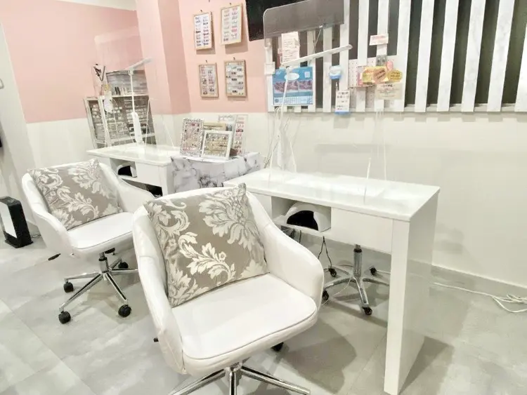 Nail&eye Belire 新宿の内観・外観2