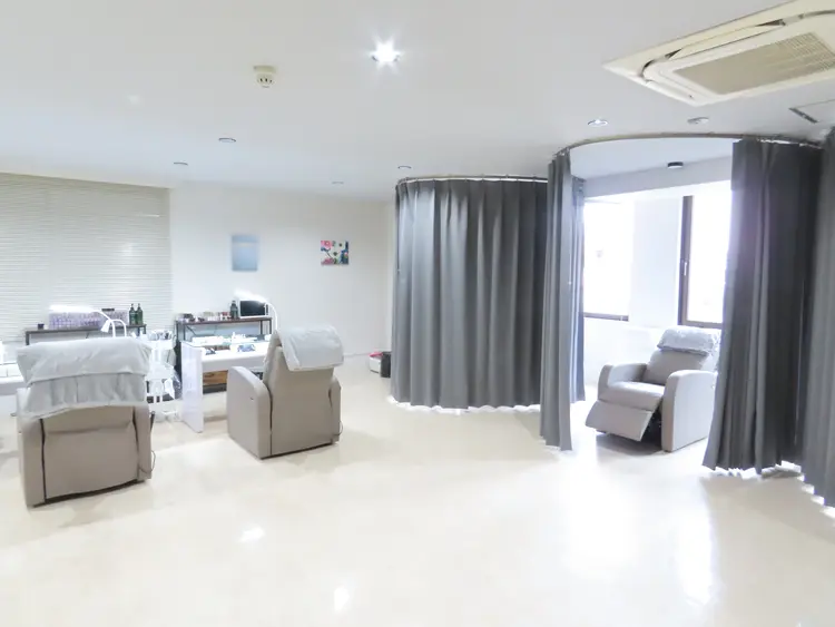 Total Beauty Salon atelier  auraの内観・外観1