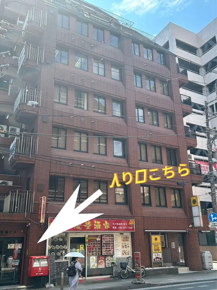 M nailsalonの内観・外観2