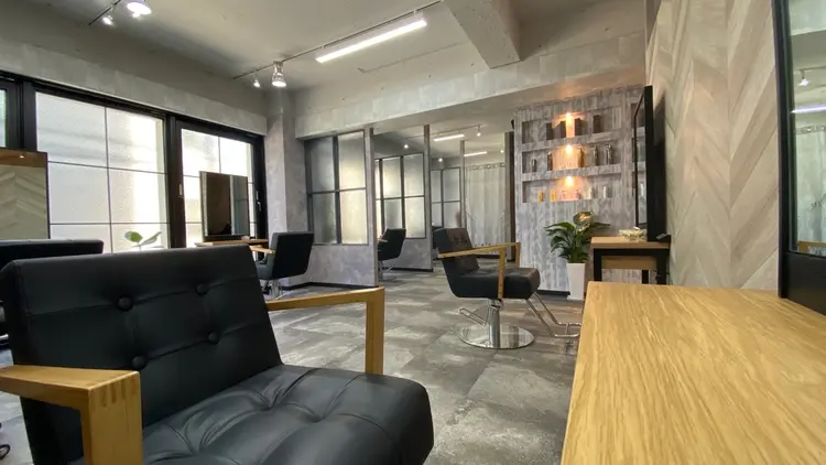 Hair Lounge SHANTiの内観・外観1